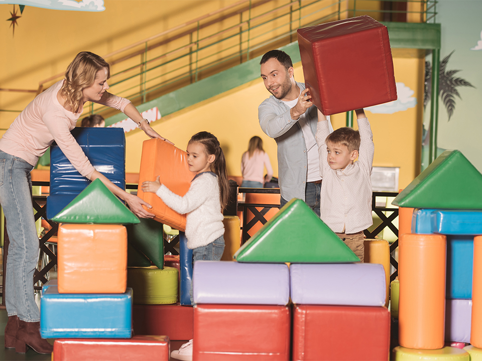 SheratonMemphis's tweet photo. Treat the entire family to a day at the Children's Museum of Memphis and create a memorable learning experience. Featuring hands-on exhibits and programs, this kid-friendly museum is a must for families. #MemphisChildrensMuseum https://t.co/XofG1MNkOm https://t.co/Gcjaj6a9Zf