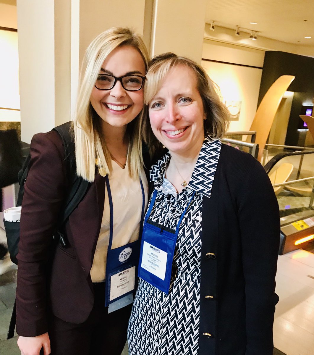 MurerCorrigan's tweet photo. It’s finally time for a new @pharmacists meeting pic! Can’t wait to see ⁦@kelliwelter⁩ in person #APhA2022 #pharmacists #AACPATC  #TwitteRx https://t.co/o6kPhzlclq