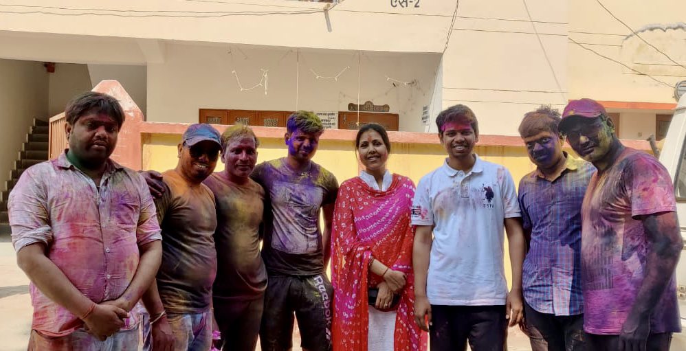 MpiAnuj's tweet photo. Happy holi🌈 https://t.co/FmIzb3UN1R