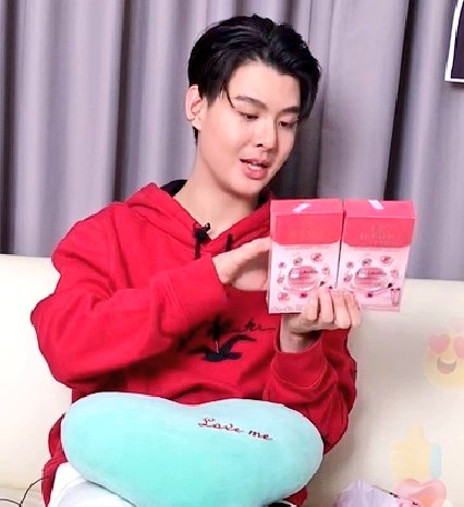 ayi46583305's tweet photo. I'm so happy to see you tonight baby😚😚
SAINT X NADELIVE
#NADEXSAINT https://t.co/qOt447E71s