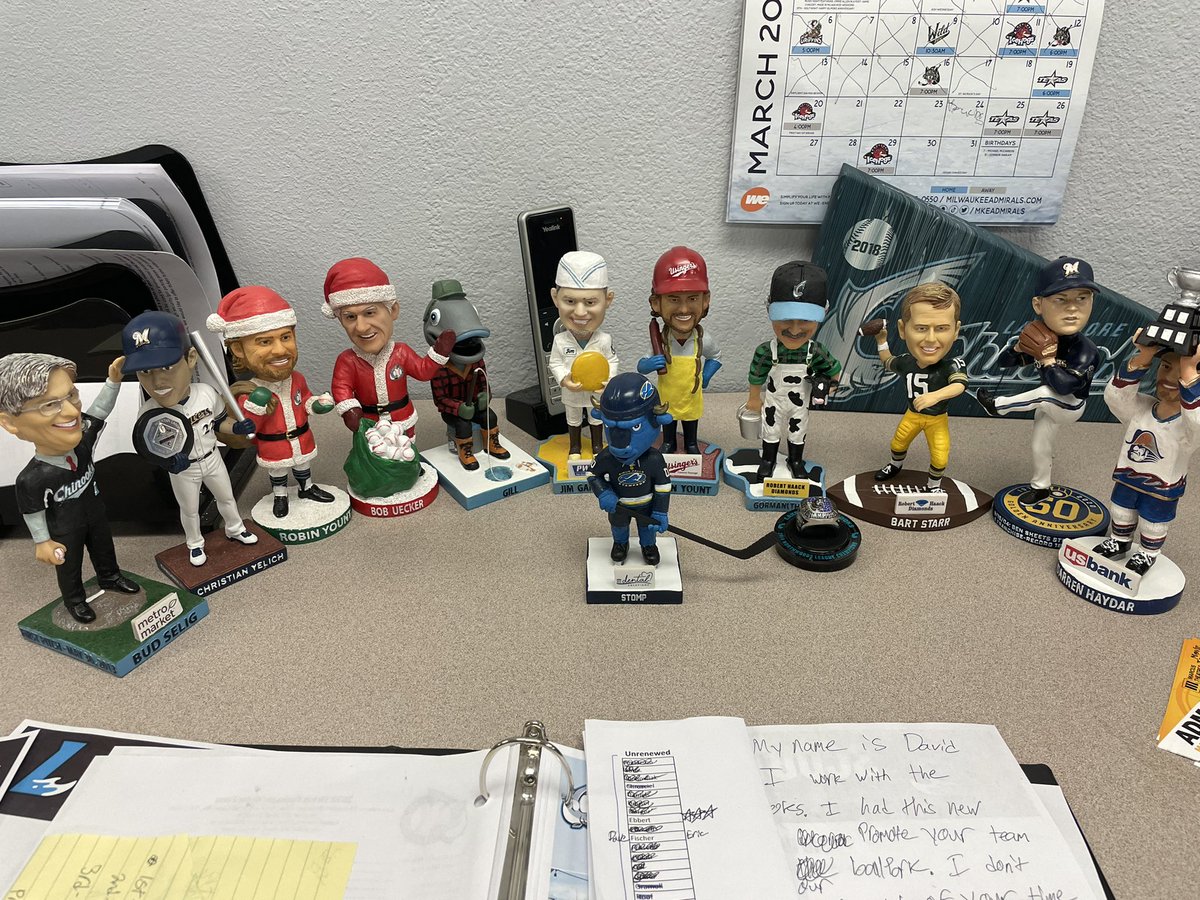 DavidKoier's tweet photo. Newest addition to the bobble head collection comes from my host mom last summer in Sioux Falls. She’s a billet for the @sfstampede so I got this awesome @StampedeStomp bobble https://t.co/oMdI2zVDNq