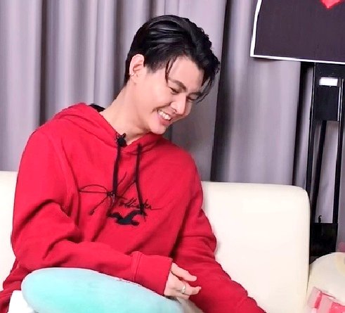 ayi46583305's tweet photo. I wanna you always keep your sweet smile 😊😊
SAINT X NADELIVE
#NADEXSAINT https://t.co/wFcdZ2heOZ