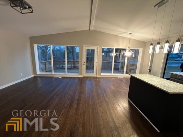 TheHomeBoyRE's tweet image. Check out this beautiful bathroom 🛁
#decaturrealestate #metroatlantahomes #metroatlantarealestate #buyahome #sellahome #invest #thehomeboy #markusbutts