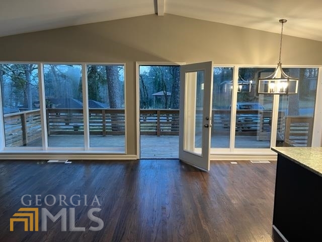 TheHomeBoyRE's tweet image. Check out this beautiful bathroom 🛁
#decaturrealestate #metroatlantahomes #metroatlantarealestate #buyahome #sellahome #invest #thehomeboy #markusbutts