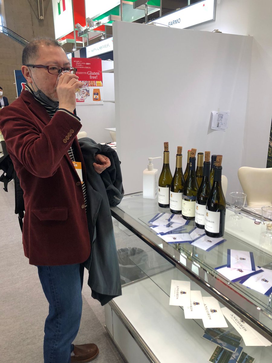 TenutaDiAngoris's tweet photo. Lieti e orgogliosi di aver partecipato anche quest'anno all'edizione 2022 della Fiera Internazionale @foodex_j che si è svolta a Tokyo dall'8 all'11 marzo e alla quale hanno partecipato circa 2.000 espositori provenienti da ben 60 Paesi e Regioni di tutto il mondo.

Arigatò 🙏🏻 🇯🇵 https://t.co/BoNcrM2QT1