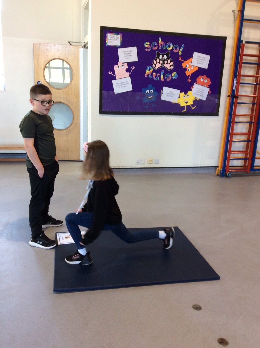 OVPSMrsFreeman's tweet photo. #OVPSclass9 We loved our circuits this afternoon πͺπΌ https://t.co/JRQeEMMDM7