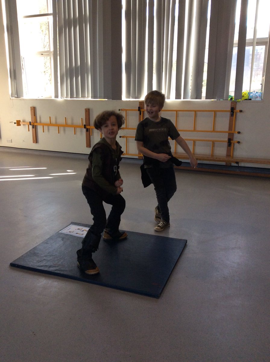 OVPSMrsFreeman's tweet photo. #OVPSclass9 We loved our circuits this afternoon πͺπΌ https://t.co/JRQeEMMDM7