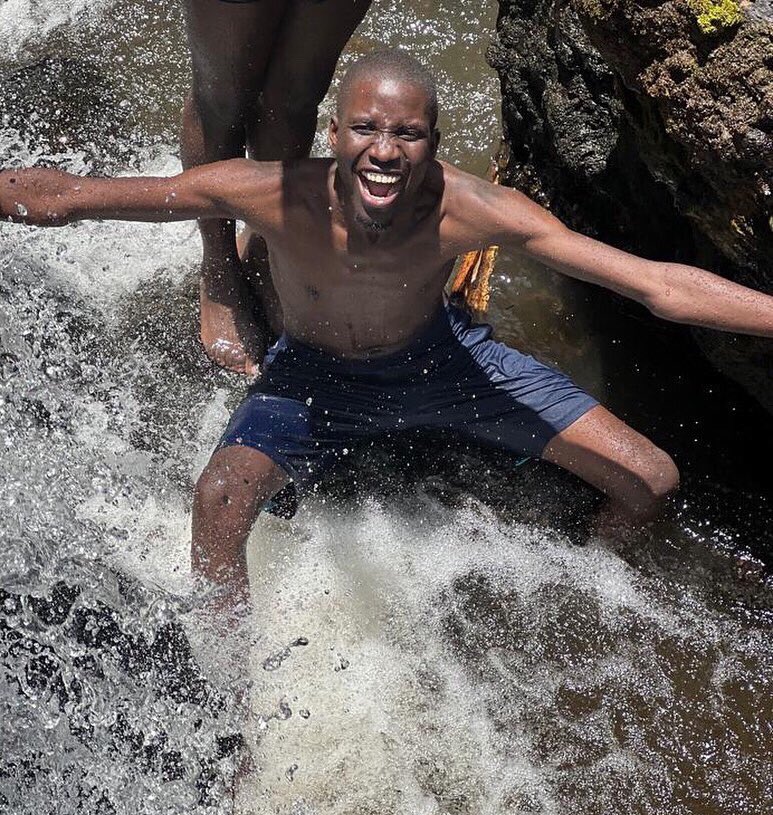 tiggsdominic's tweet photo. I love 💦, it gets me excited😆. Me and 💦 we’re 🤞 everywhere I find 💦 I have to get soaked! 

📍Sipi Falls, KAPCHORWA. https://t.co/UpxrPk5H6C