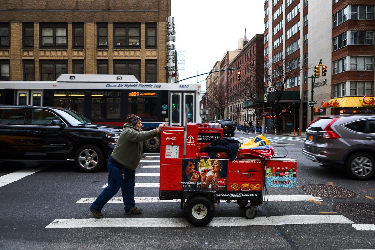 #streetphotography #Manhattan #NYC #newyorkstreets #streetphoto #nycstreetphotography