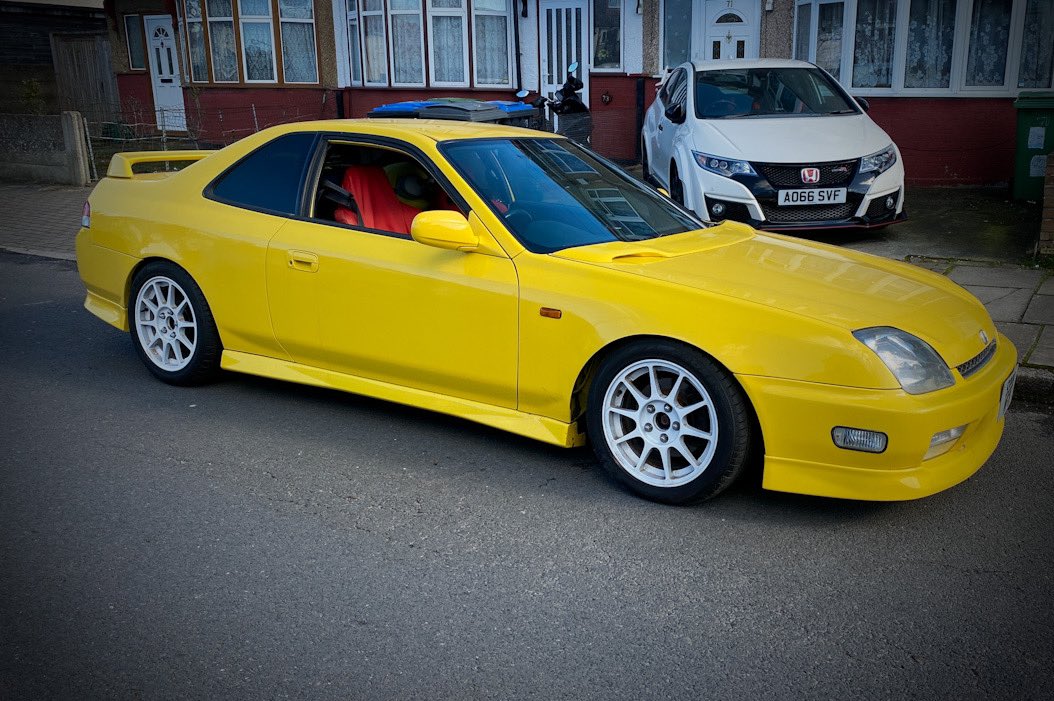 nitin_suriacant's tweet photo. Suns out guns out 💪🏻💛#HondaPrelude #PreludeBB6 #PhoenixYellow https://t.co/M4WT37cpEx
