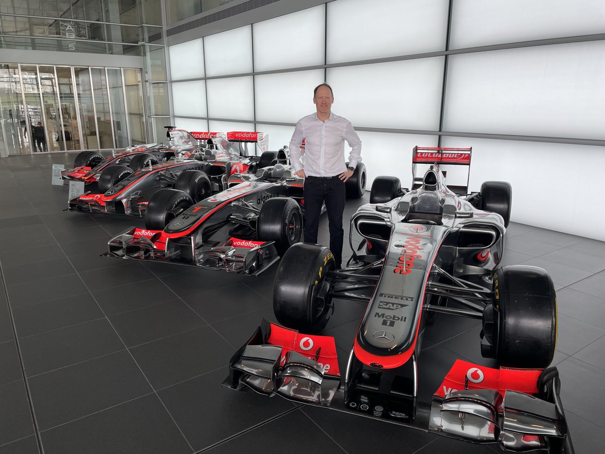 Such a busy week but great to be going out and about again - not least to the @McLarenF1 factory - talking wellbeing, sustainable high performance. Good luck to the team this weekend! cc @Cognacity