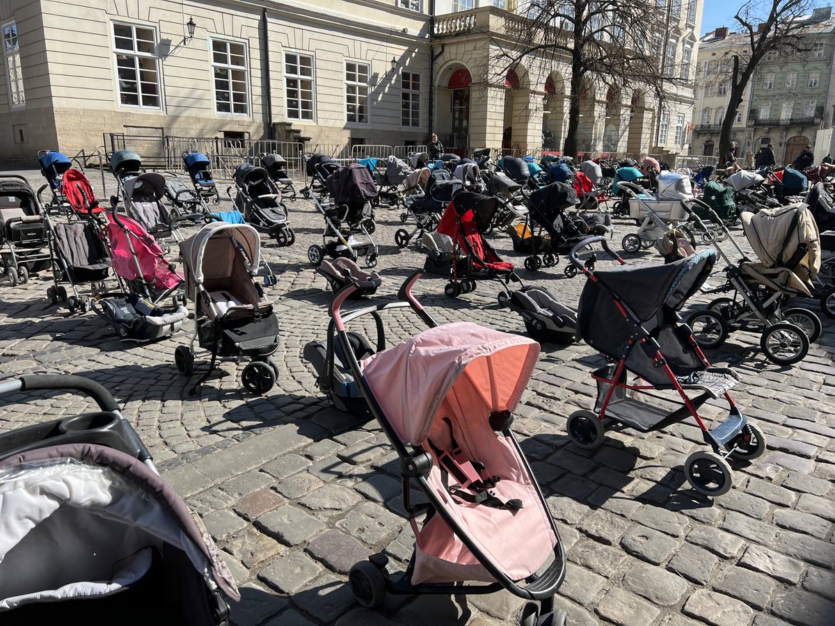 A sobering sight in the centre of Lviv today - 109 prams laid out to represent the 109 Ukrainian children killed in Putin’s war…so far. No doubt by the time you’ve seen this tweet that number will have risen…