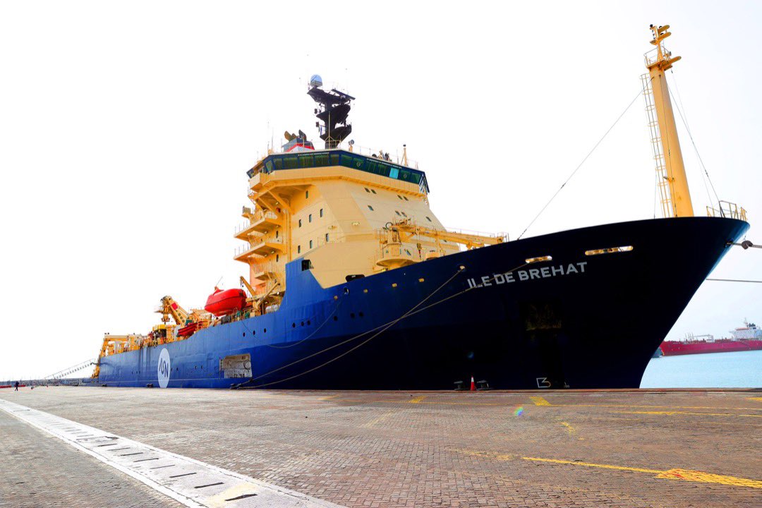 FEGnassingbe's tweet image. J’ai procédé ce jour à l’inauguration du câble sous-marin #Equiano de @googleafrica sis au port autonome de Lomé.

Cette infrastructure du géant de l’internet @Google a pour but de connecter l’Europe à l’Afrique et va transformer durablement le paysage numérique de notre pays.