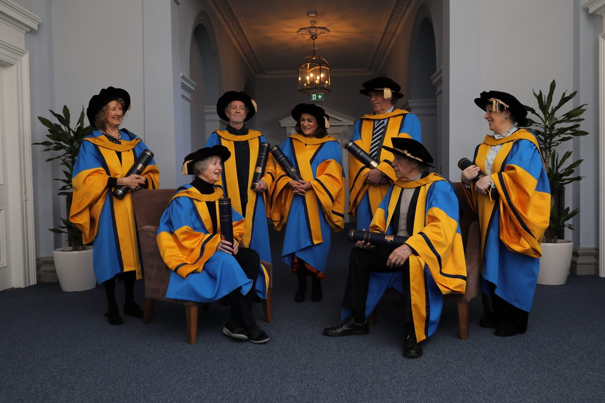 HumanitiesUCD's tweet photo. A huge 👏comhghairdeas👏 from the College to the latest @UCDdublin honorary doctorate recipients!

Today UCD honours some of its finest musicians:

🥁🥁🥁
Mary Bergin,
@MaryBlackSinger
@FinbarFurey
Paddy Glackin
@andyk_irvine 
Tríona Ní Dhomhnaill
Mary O’Hara

@UCDBelfield50 https://t.co/8d9dEwsf77