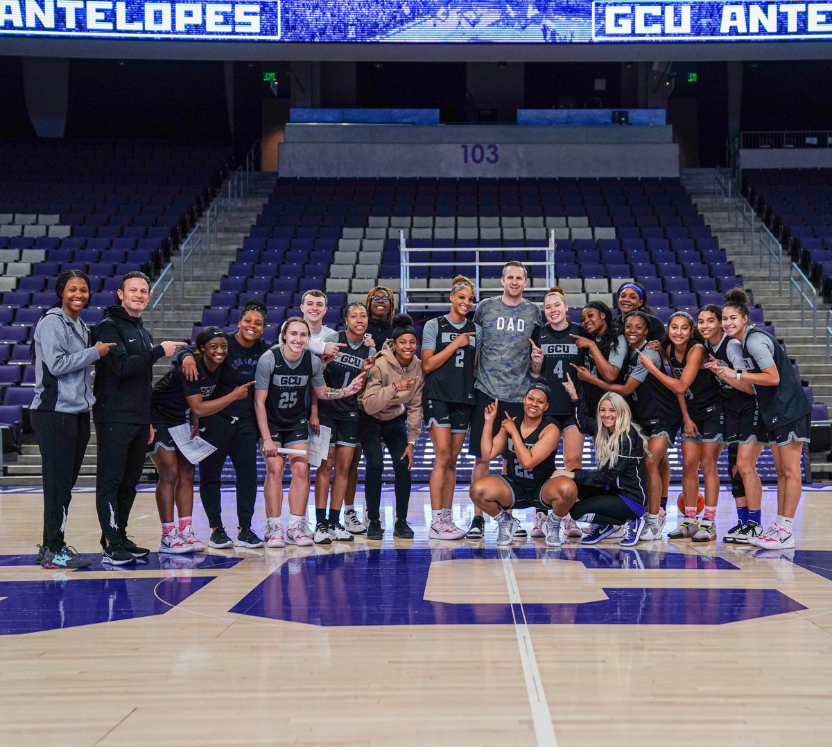 GCU_WBB's tweet photo. Want to give a special congratulations to assistant coach @Coach_Scheel on officially becoming a DAD this week! π So excited for you and Shelbi π
#LopesUp // #FutureLope https://t.co/vGIqBdlKaa
