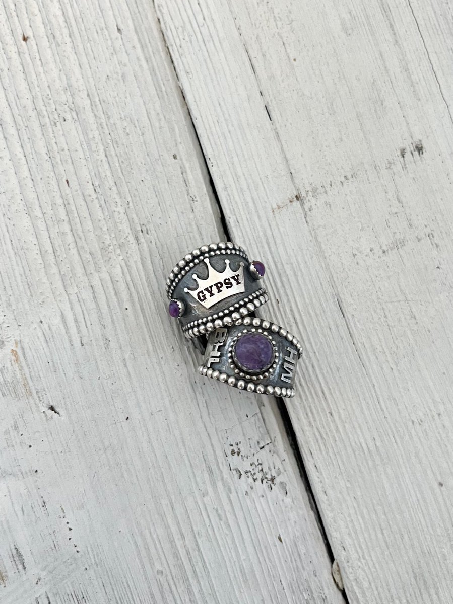 CH_designs_'s tweet photo. A sucker for purple 💜 https://t.co/epPcIDe0Dd