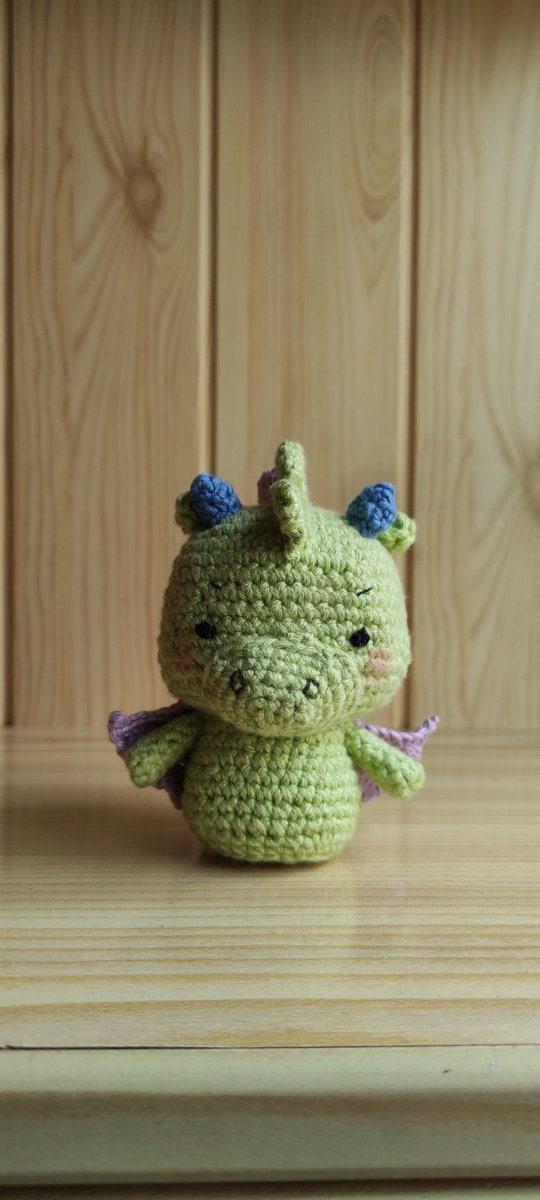 idalicherry's tweet photo. This is the little dragon that it took me ages to finish and I will never do it again until I have enough level hahaha. I hope you like it 💜💜 https://t.co/jmxpdtcQRF