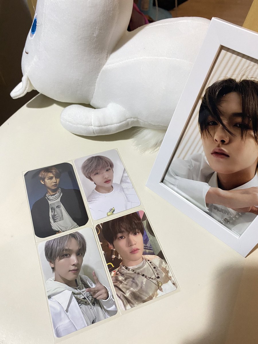 เนื่องจากวันเกิดน้องอินจุนวันที่ 23 🥚

เราแจกการ์ด 4 ใบนี้ให้ follower คนละใบ คั้บบบ ไม่มีค่าใช้จ่ายค่า เราส่งให้ฟรี 🎀💖
รีเยยน้า เดี๋ยวมาสุ่มวันที่ 23 ค่า 

#ตลาดนัดnct #HAPPYRENJUNDAY