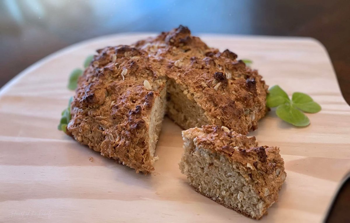 eliz_oneal's tweet image. Looking for a recipe to make the perfect Irish soda bread? I&apos;ve spent about 1 1/2 yrs testing recipes &amp;amp; learning what works (esp. what doesn&apos;t). Read about my soda bread experience and the recipe I created. ☘️ buff.ly/3tjfF2a
@BloggersHut #BloggersHutRT @GeneaBlogTRIBE