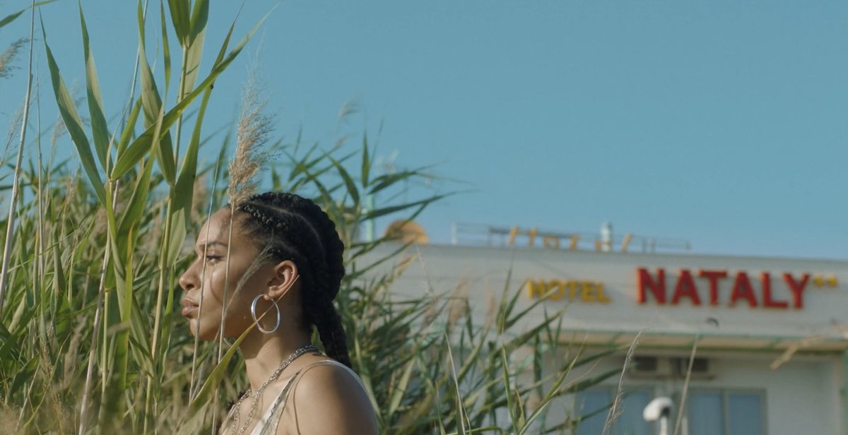 lecinemaclub's tweet photo. Now showing: MOTORWAY 65, an atmospheric tapestry of Athens' industrial outskirts by EVI KALOGIROPOULOU.
 
Amid patriarchal and xenophobic tensions, two siblings seek the strength to build futures elsewhere.
 
For one week on https://t.co/ze1aiGlY0x. https://t.co/ibg3qgGRza