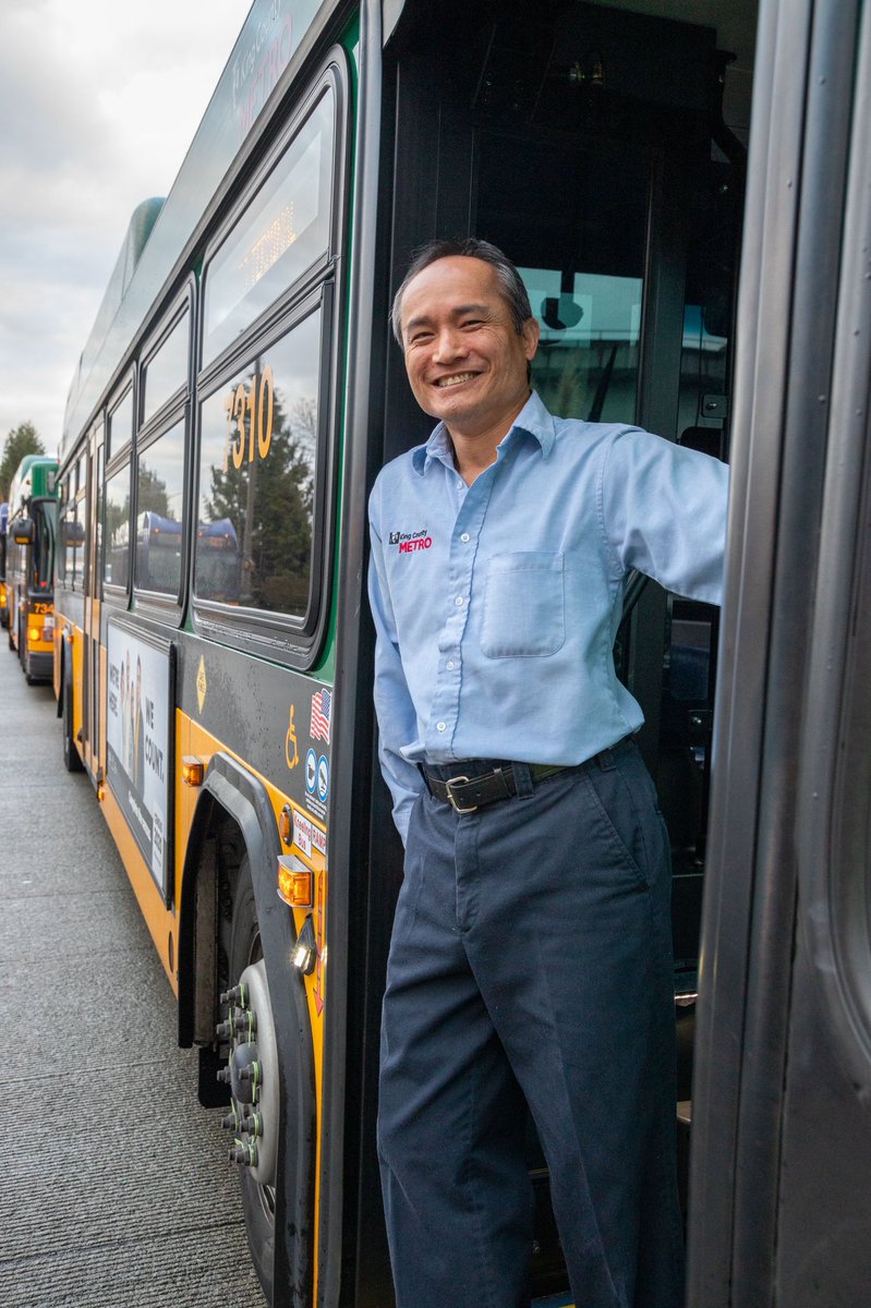 GirmayZahilay's tweet photo. Did you know it’s #TransitAppreciationWeek? Have you thanked a local bus or train operator today? I’m sure they’d appreciate it if you showed some love on your way to work or the store today.
Thank you so much to all of our incredible transit workers! @kcmetrobus @SoundTransit https://t.co/cgcaZM2LpS