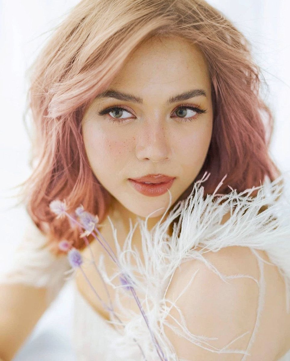 juliamvisuals's tweet photo. HAPPY MARA DAY
#JuliaMontesXXVII https://t.co/YmmmCnfh8H