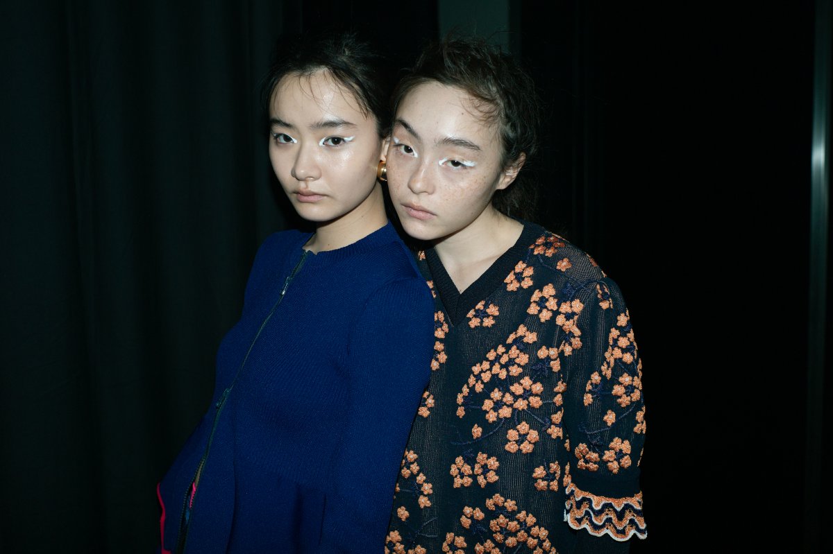 fashionsnap's tweet photo. 【新着】ファッションショーは総合芸術、マラミュートが提示したフィジカルショーの醍醐味。コレクションレポートはこちら＞＞
https://t.co/MzAotqF1jV https://t.co/LqMKwyuhqx