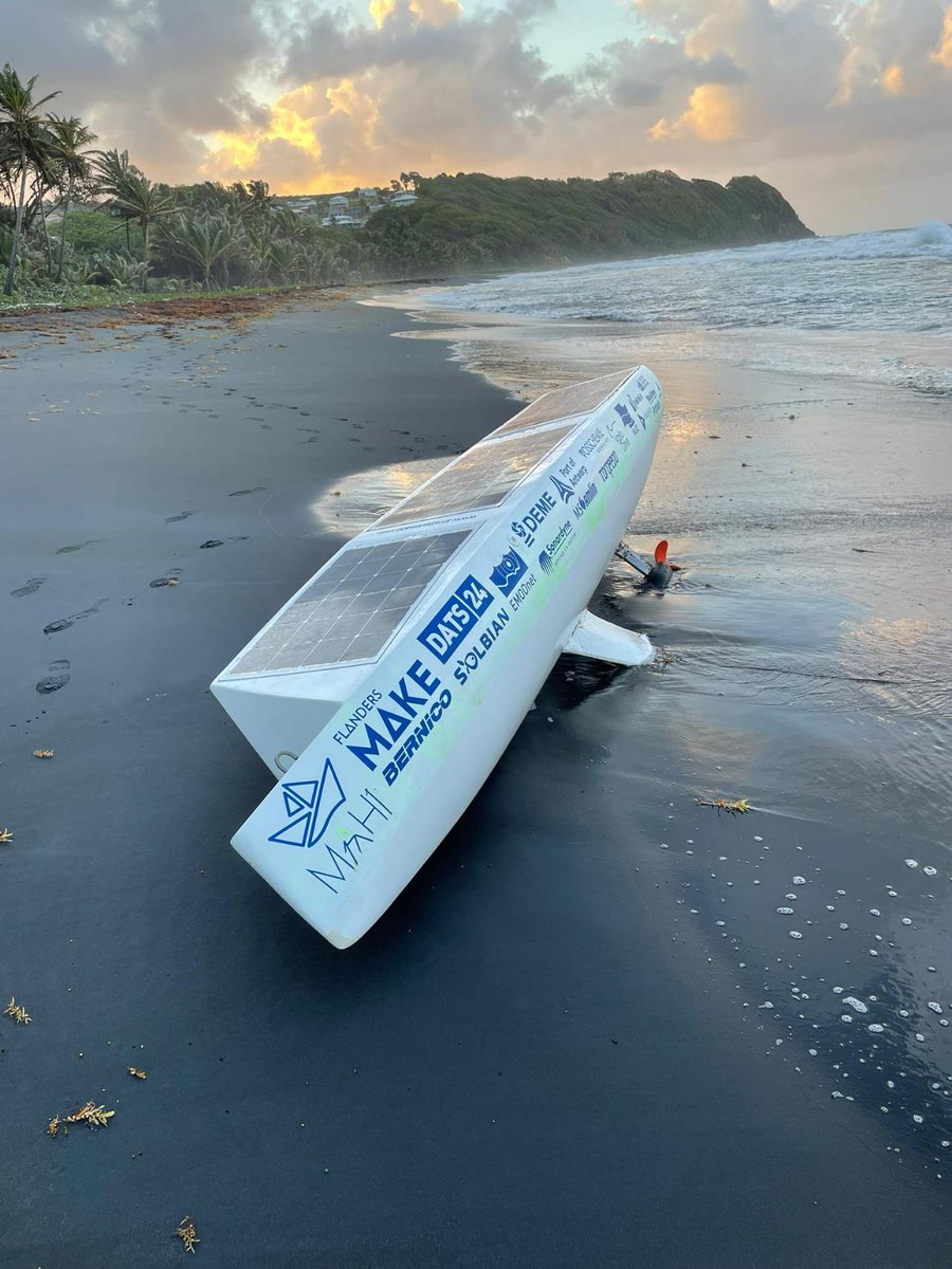 datylon's tweet image. 💥 BREAKING NEWS: Mahi 2, a solar-powered autonomous vessel, is the first to cross the Atlantic Ocean! 🚤

Mahi 2.0 arrived in Martinique! Congratulations to @ProjectMahi! 👏🏻

Read the full story: hubs.ly/H0T8mpq0

#datavisualization #autonomousvessel #solarpoweredboat