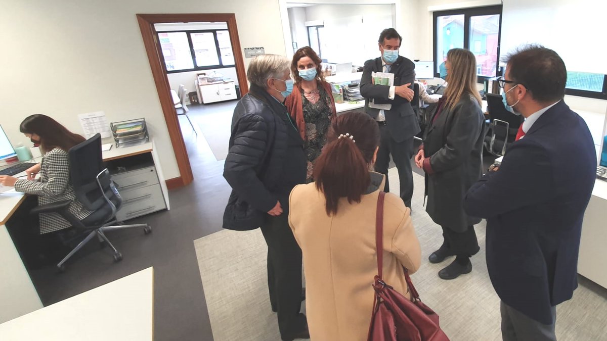 txesalaespada's tweet photo. #Siderurgia #Metal #Empleo 
Encuentro con el Clúster de la Siderurgia de Euskadi – Siderex (Carlos Álvarez y Jaime Hernani). Conociendo las necesidades de las empresas podemos ajustar nuestros programas y lograr itinerarios con mayor inserción laboral.
@CLUSTER_SIDEREX https://t.co/6xu7dX1k2h