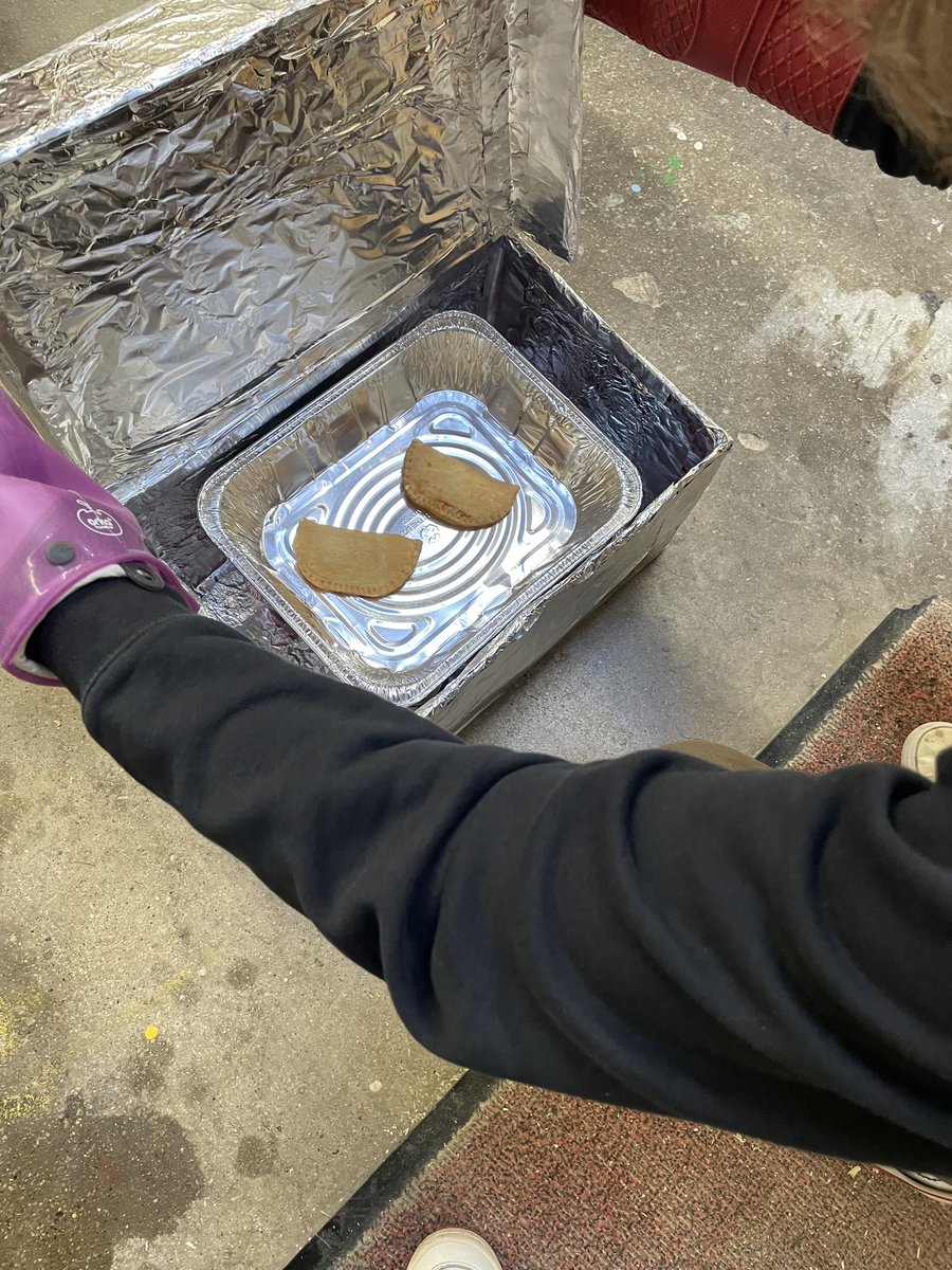 Outdoor education <a href="/cbbulldogs/">Central Butte School</a>  making learning fun, practical and delicious!  Triple threat. #LearningTogether <a href="/PrairieSouth/">Prairie South</a>