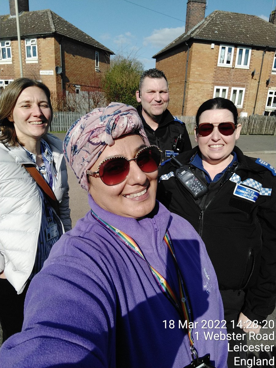 What a beautiful day, joint walkabout with #pcso Adam &amp; Julie and <a href="/kirstywalker000/">Kirsty Walker</a> within the Braunstone area, keeping our communities and neighborhood safe #TeamPuple #nhood25 @pa_housing #FridayFeeling