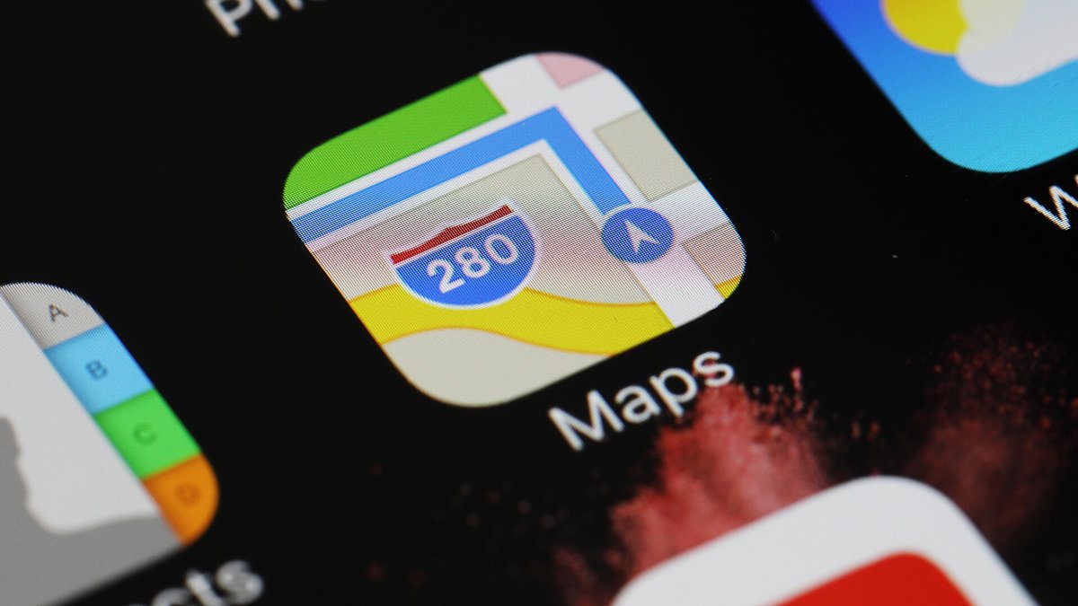 Apple карты ru. Карта Apple. Карта АПЛ. Фото на экран блокировки. Apple Maps logo.
