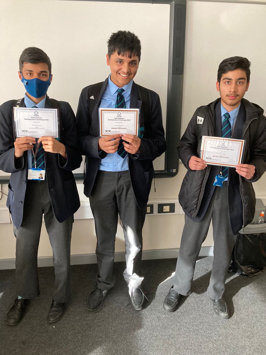 rockwoodmaths's tweet photo. Celebrating the achievement of our 10yma1 students who achieved silver and bronze awards in the U.K. mathematics challenge 2022 @UKMathsTrust @CORERockwood #UKMT 🎉 https://t.co/Yk18Vr9cJ6