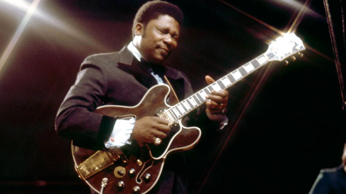 GuitarWorld's tweet photo. The secrets behind B.B. King’s guitar tone on The Thrill Is Gone https://t.co/K7JDOCUUf7 https://t.co/Bo58PjlqRW