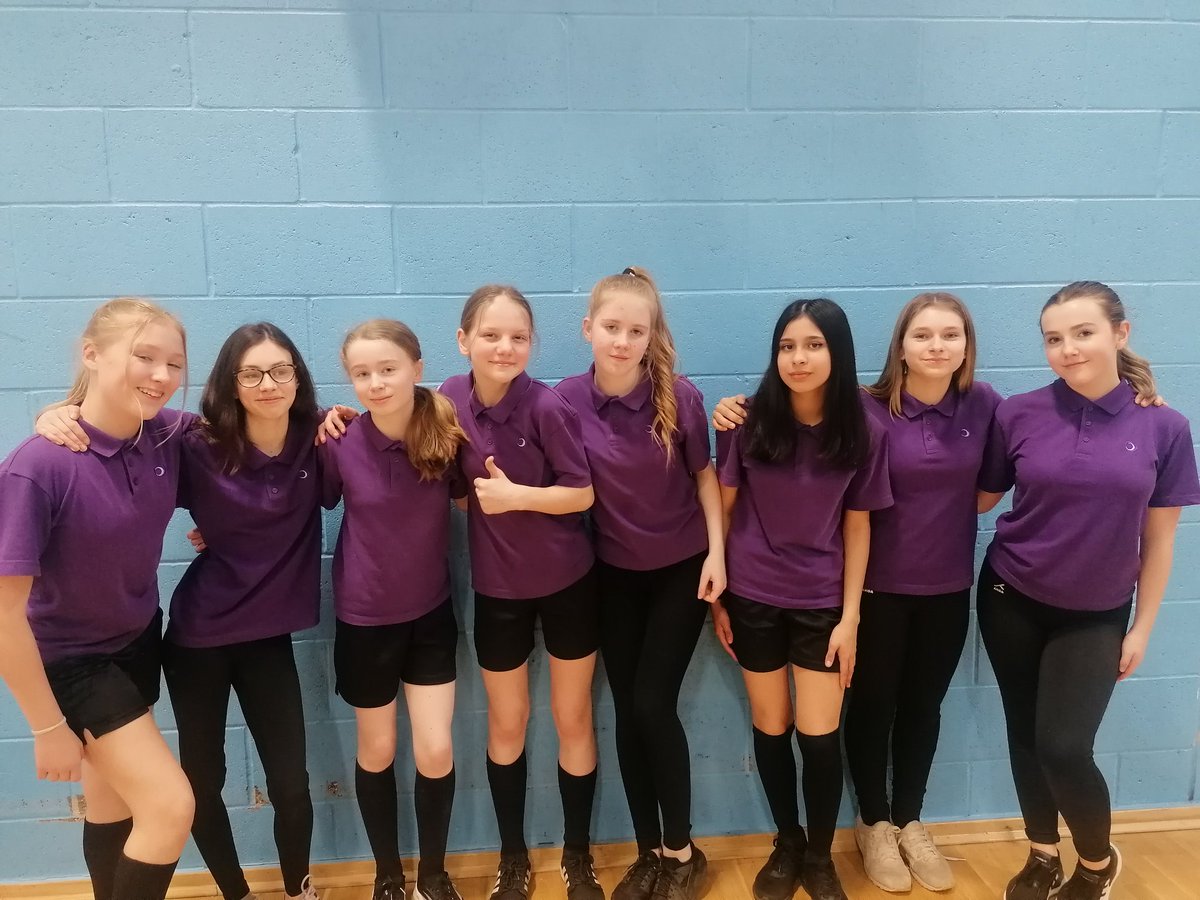 Yr 8 girls athletics Chesterfield winners, well done girls 👋👋