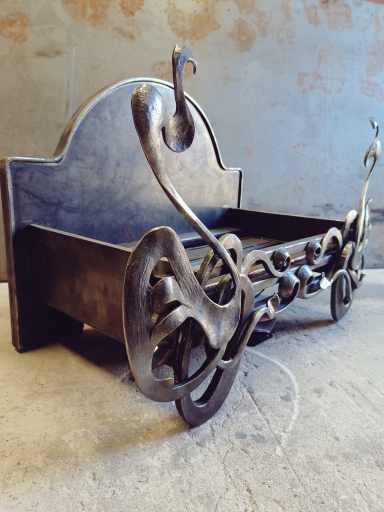 Fire basket complete, just needs a coat of graphite polish and it's good to go! #RMHillamIronWorks #artist #sculpturalironwork #forged