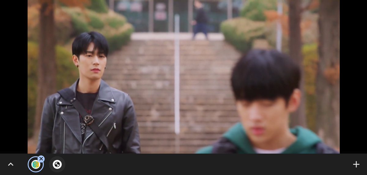 Lunas_Verses's tweet image. I can go on and on and on and on and on about how this show is sooooooooooooooooo aesthetically pleasing. 

One of the most beautifully designed show I&apos;ve watched. 🥺🥺😭

It&apos;s a feast to my eyes. 
Also, finally finishing all episode. And now I miss them 😭
#SemanticErrorFinale