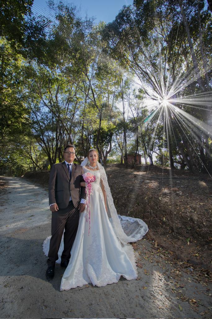 Daniel_Bualteng's tweet photo. #weddingphotography https://t.co/0KNSwI5mWF