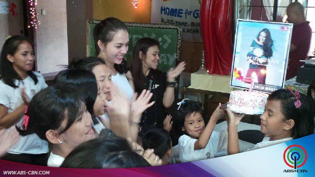 JOYANDJULlA's tweet photo. As you may have noticed I ALWAYS talk about how pretty and talented she is, so I would also like to highlight how beautiful her heart is. Sobrang genuine at generous. Truly one of a kind. 

HAPPY MARA DAY
#JuliaMontesXXVII https://t.co/JrACyUuZVh