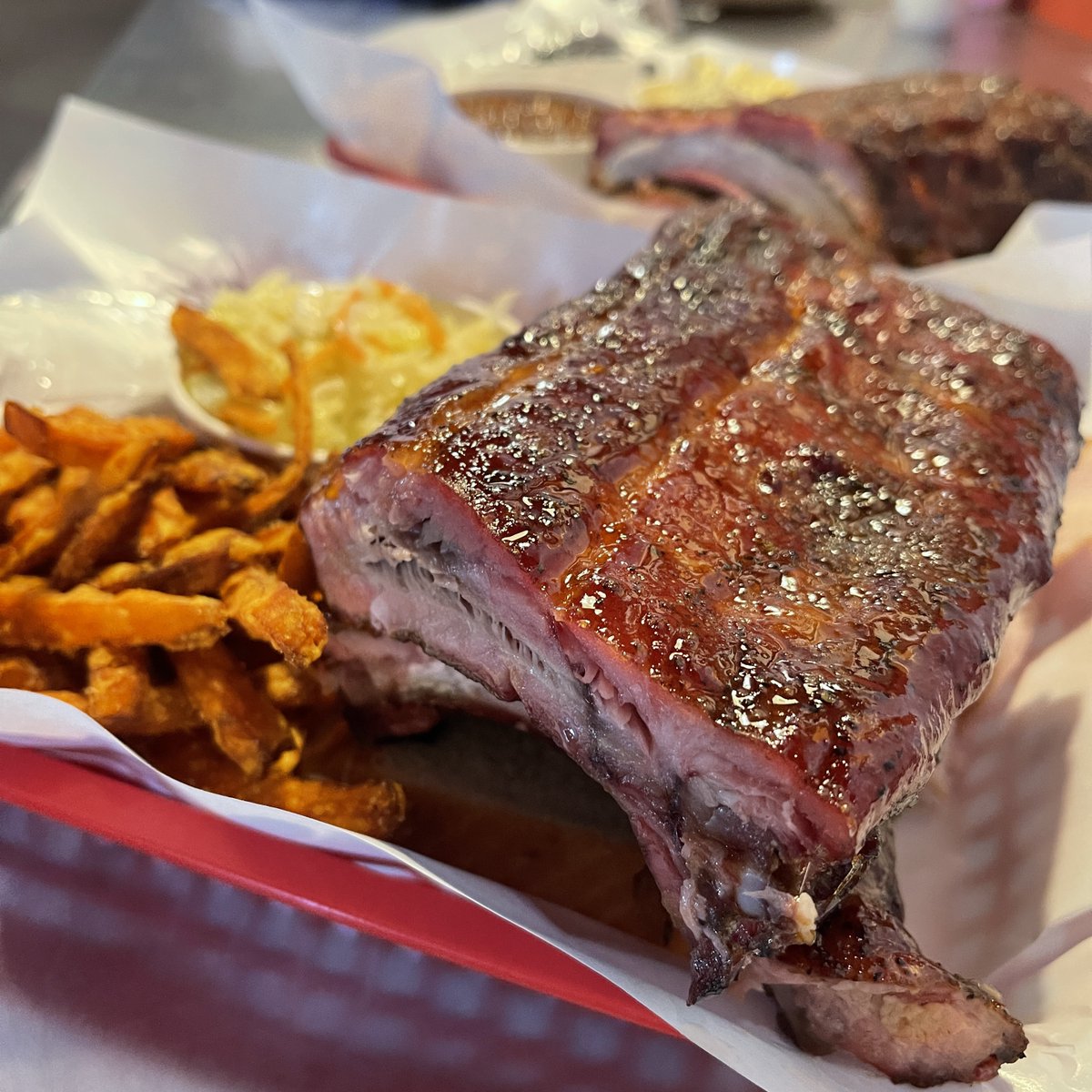 PappySmokehouse's tweet photo. What's YOUR dream Pappy's tray? π₯
#tgif #friyay #timeforbbq #pappyssmokehouse #stlouis #stl #stleats #eatstl #eatlocal #stlfoodie #foodie #food #bbq #bbqfoodie #bbqlover #porkribs #smokedmeats #stlfoodscene #stlouisgram #explorestlouis https://t.co/6Uz98qAO3y
