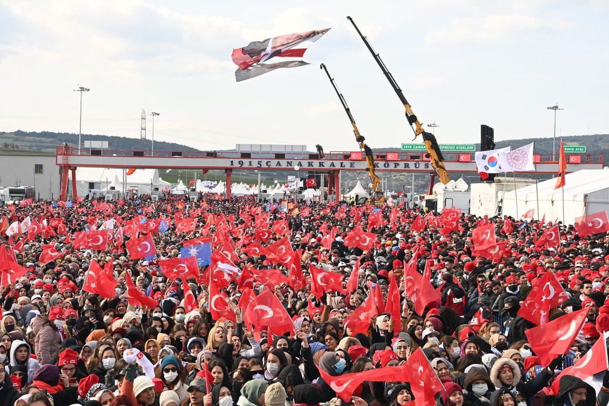 MahmutAsmali's tweet photo. İstanbul'dan sonra bir başka noktada, iki kıtayı birleştiren bu eser lojistik açıdan da merkez olan ülkemize ayrı bir kıymet katacak. Başta Cumhurbaşkanımız Sn. @RTErdogan olmak üzere, bu projenin hayata geçmesinde emeği geçen herkese teşekkür ediyorum. Milletimize hayırlı olsun. https://t.co/SUIAcpeCEf