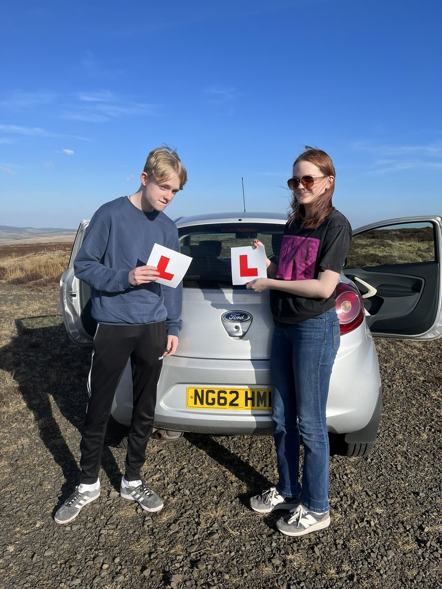 AmandaCorbett16's tweet photo. First driving lesson with these two 😬 https://t.co/2FN3AolHxH