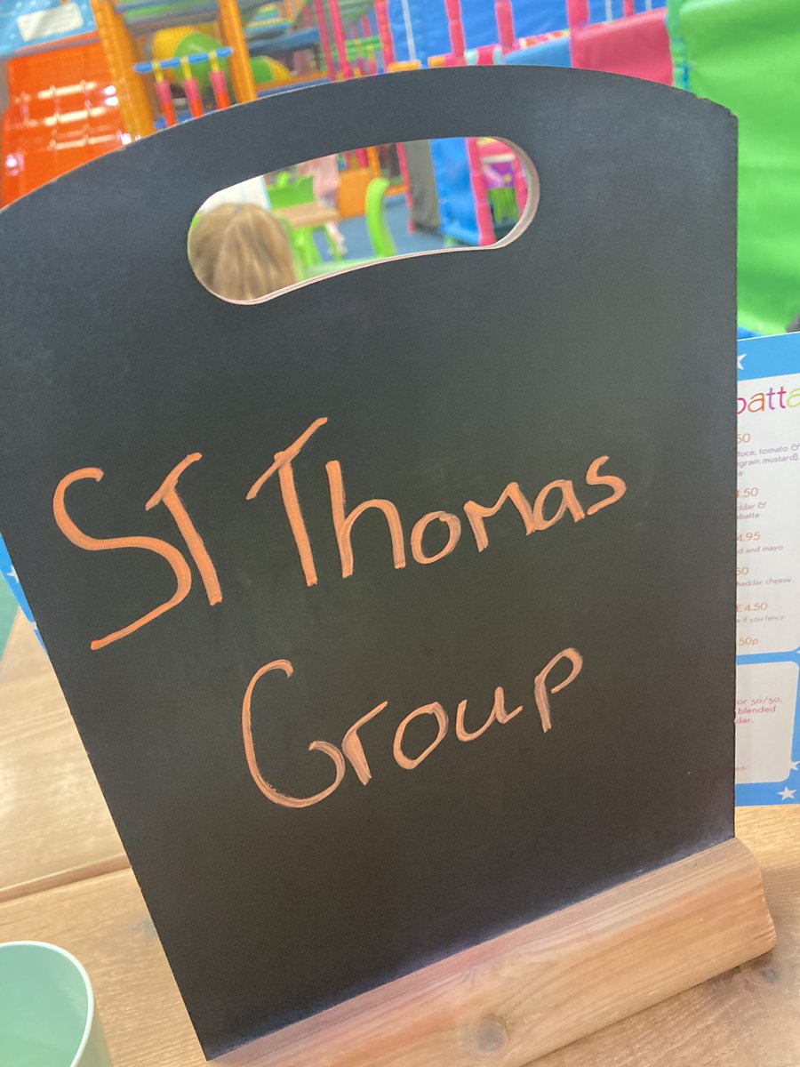 St_Thomas_ERC's tweet photo. Today we celebrate our Robertson House! #SoftPlay #HouseWinners #Values 1 https://t.co/TWud7YPArS