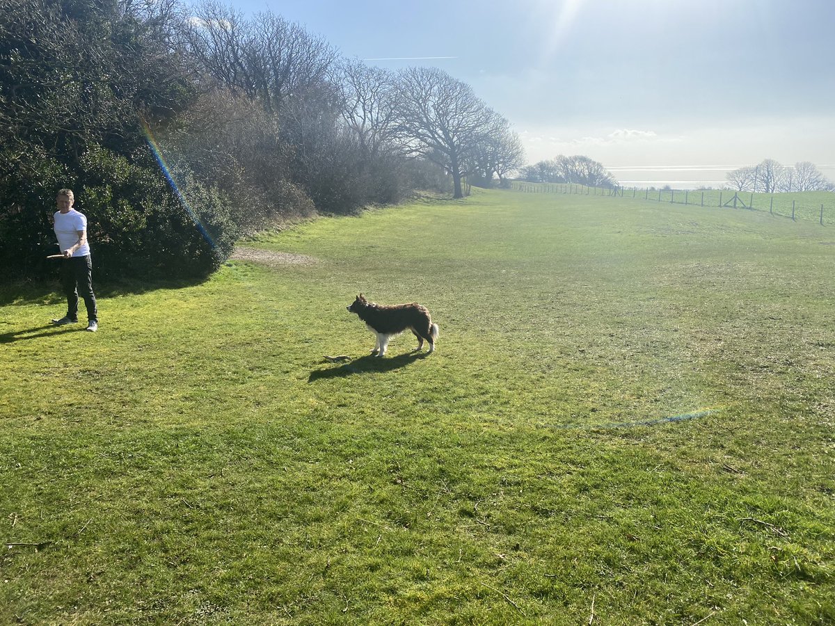busysbm's tweet photo. Couldnโt have picked a nicer weekend to kick start our #vanadventures in our new #motorhome #holgates #lakes https://t.co/3HaQxkCb3w