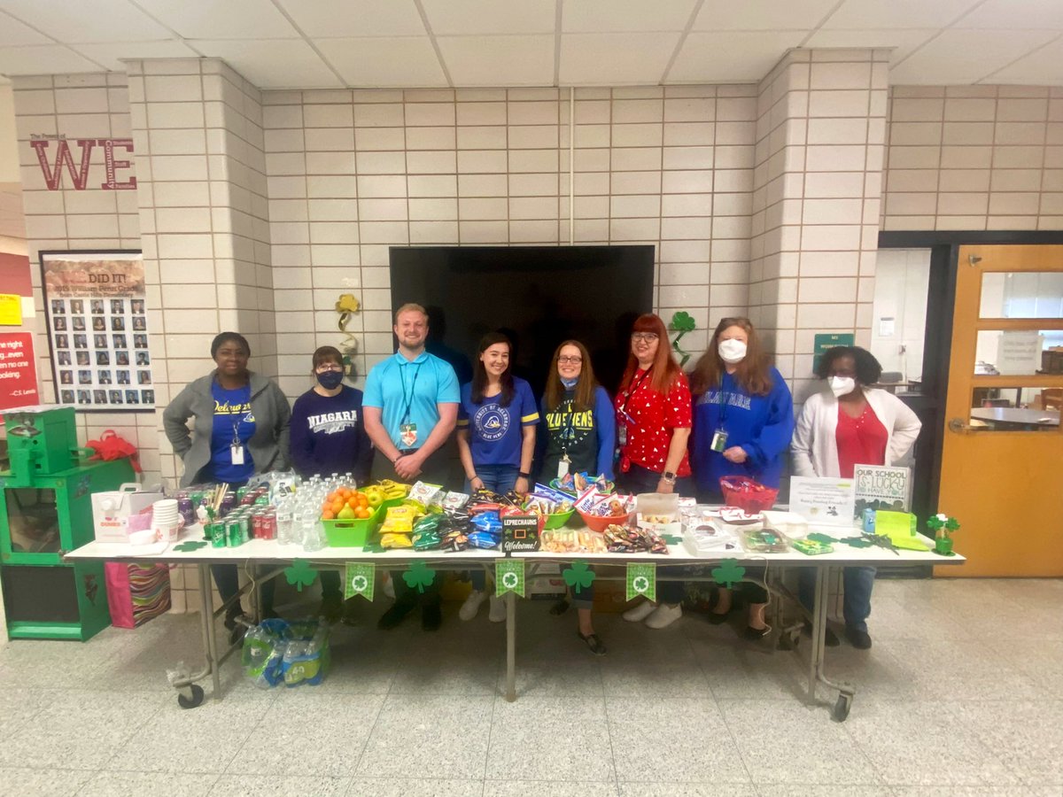 MsRichard19's tweet photo. Third grade + Carrie, Michele, and Katie hosted this month’s Pick Me Up! We hope everyone enjoyed! We are lucky to work with you all 🍀 #chdreambuilders https://t.co/myedkKNL6W
