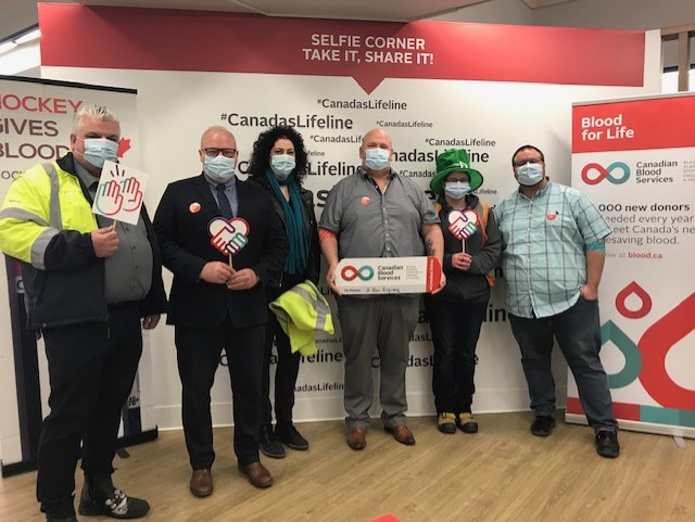 diversifiedAB's tweet photo. #DYK that half of all Canadians will either need blood or know someone who needs blood in their lifetime? It is in us to give, and DTL is proud to rise to the challenge. 

💗🩹 Check your eligibility &amp; sign up to help save lives at https://t.co/9qLh6g4T9S https://t.co/BulDUv7ND0