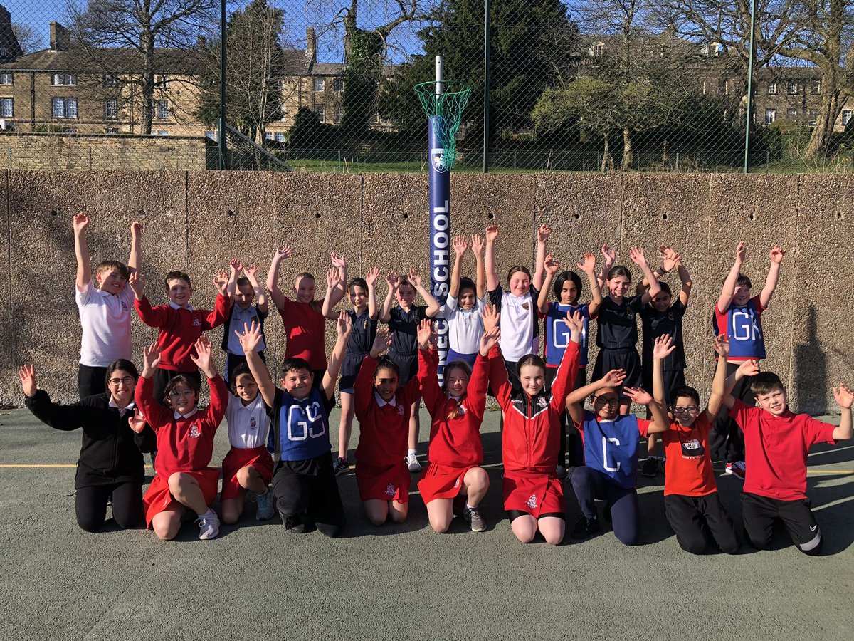 FulneckSport's tweet photo. What a fantastic afternoon! 6 teams with over 40 children playing and enjoying competitive Netball. Thank you to all the parents and staff @FroebelianS and @kssprimary for bringing the children to @FulneckSchool, it was a pleasure to host #Netball #SchoolSport #LSNA https://t.co/rr9zCfvCEF