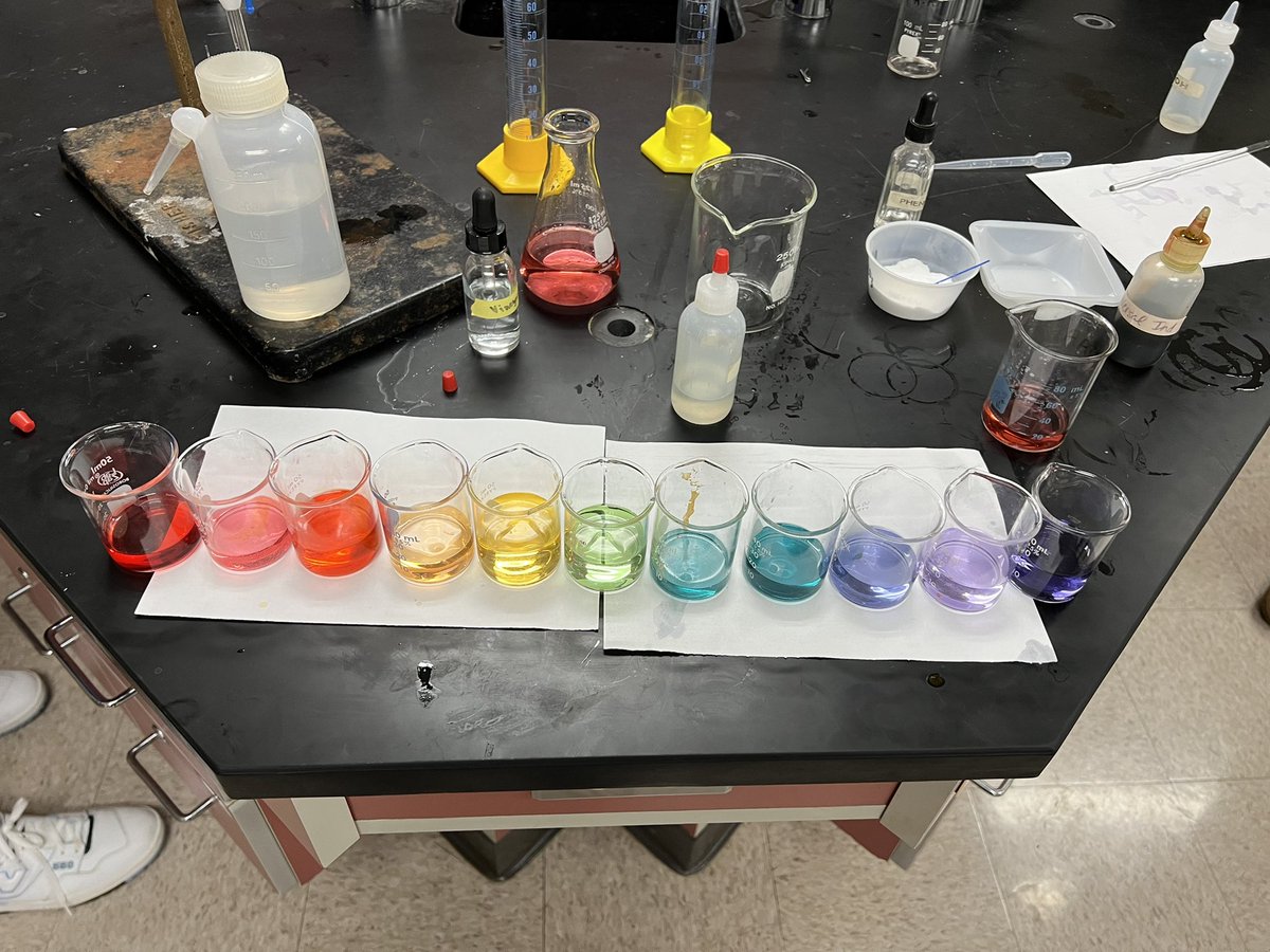 palmerscience's tweet photo. We did a titration lab yesterday, and today during study hall some of students made the rainbow-just to see if they could. I really love my job today. https://t.co/XZbYxSdm11