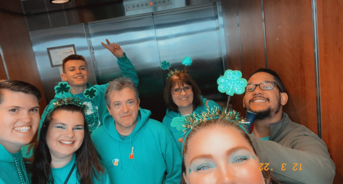 Jessica_White14's tweet photo. Some of my favorite people in the whole wide world 💚🍀☘️🐢🦖🐛🌳🦎🦜🦠🥒🥬🧩🐊🐲🪲🦚🐉🧃🧪 https://t.co/2gOUNjE3Bv