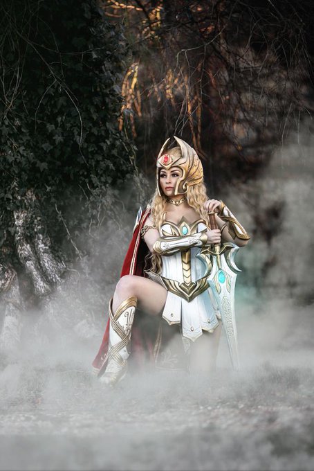 The latest shot of my She-Ra Cosplay ✨ 📸 @IamFaramon   https://t.co/OBvawJbl2Z  https://t.co/yPOILGFwaD<a class="tags" target="_blank" title="On Twitter" href="/?out=eyJ0eXAiOiJKV1QiLCJhbGciOiJIUzUxMiJ9.eyJpYXQiOjE3MjA3MjgzMzMsImlzcyI6InR3cG9ybnN0YXJzLmNvbSIsIm5iZiI6MTcyMDcyODMzMywiZXhwIjoxNzUyMjY0MzMzLCJyZWRpcmVjdF91cmwiOiJodHRwczovL3R3aXR0ZXIuY29tL0lhbUZhcmFtb24ifQ.ZP3Op7gSpSlVR0pzlEUMLiOGqHXoJCHfmfXsh-zFRmvkCHvT_RG8vpXcZ80FHVYEl7VdIFxbxMKVa_N1DB1_bA">@IamFaramon</a><a href="/tag/bullettrainmovie"class="tags"><span>#bullettrainmovie</span></a><a href="/tag/experience4dx"class="tags"><span>#experience4dx</span></a>